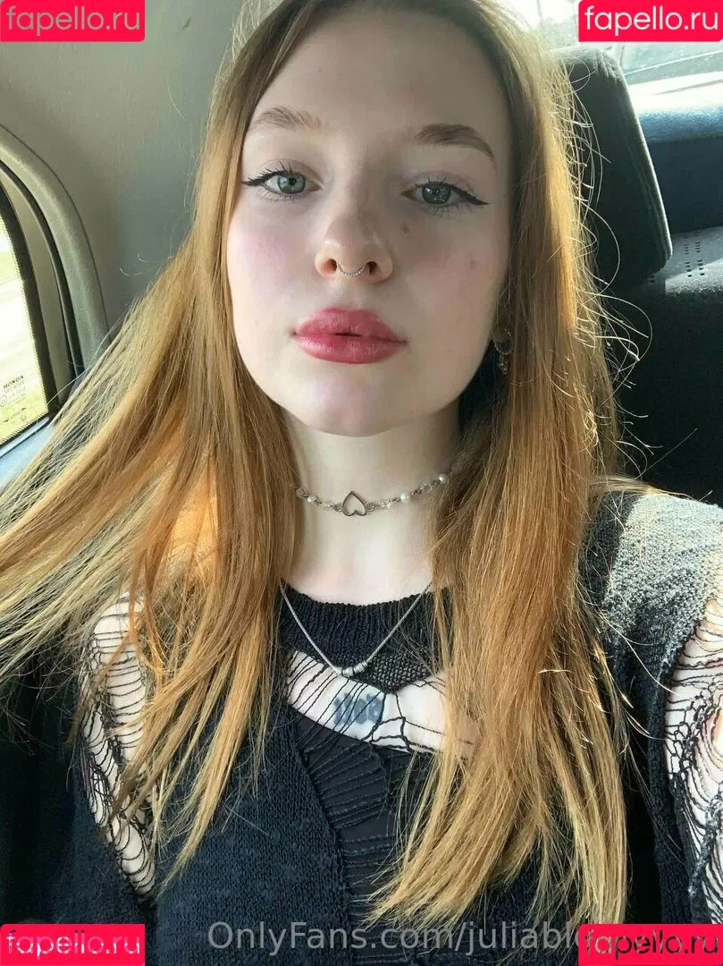 juliablomyyyy Onlyfans Photo Gallery 