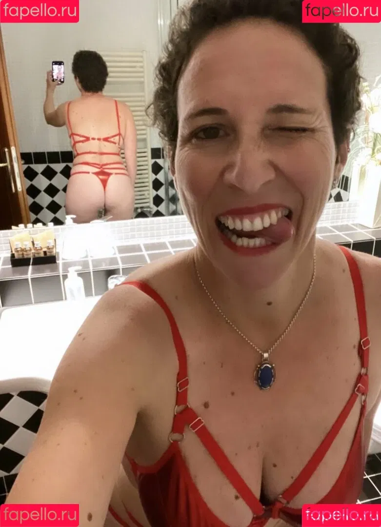 Laurie Argentina Onlyfans Photo Gallery 