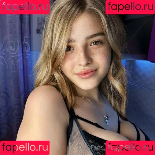 monakimm Onlyfans Photo Gallery 