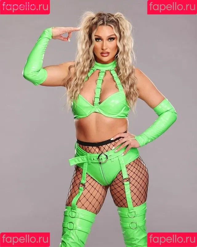 Izzi Dame Onlyfans Photo Gallery 