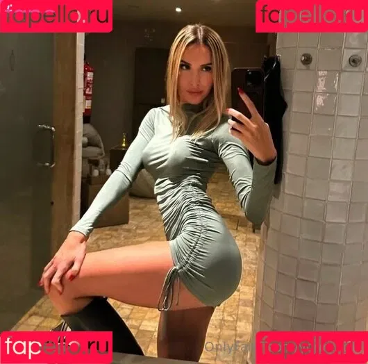 youryoga Onlyfans Photo Gallery 