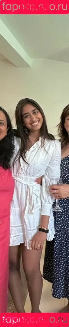 ritishaaaaaaaaaa Onlyfans Photo Gallery 