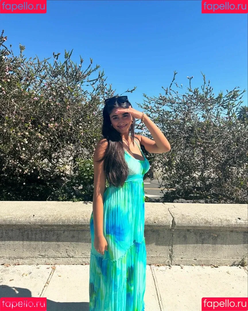ritishaaaaaaaaaa Onlyfans Photo Gallery 