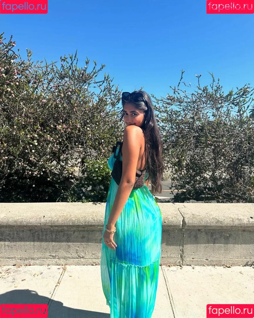 ritishaaaaaaaaaa Onlyfans Photo Gallery 