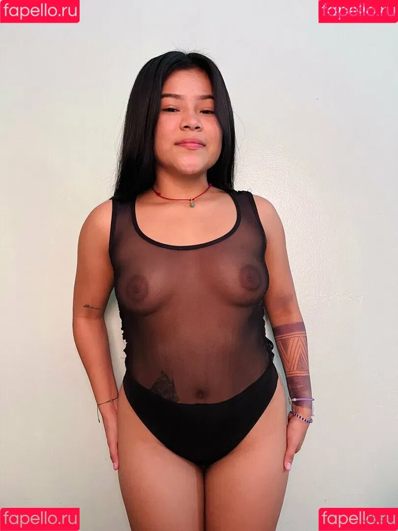 yesibeth.02 Onlyfans Photo Gallery 