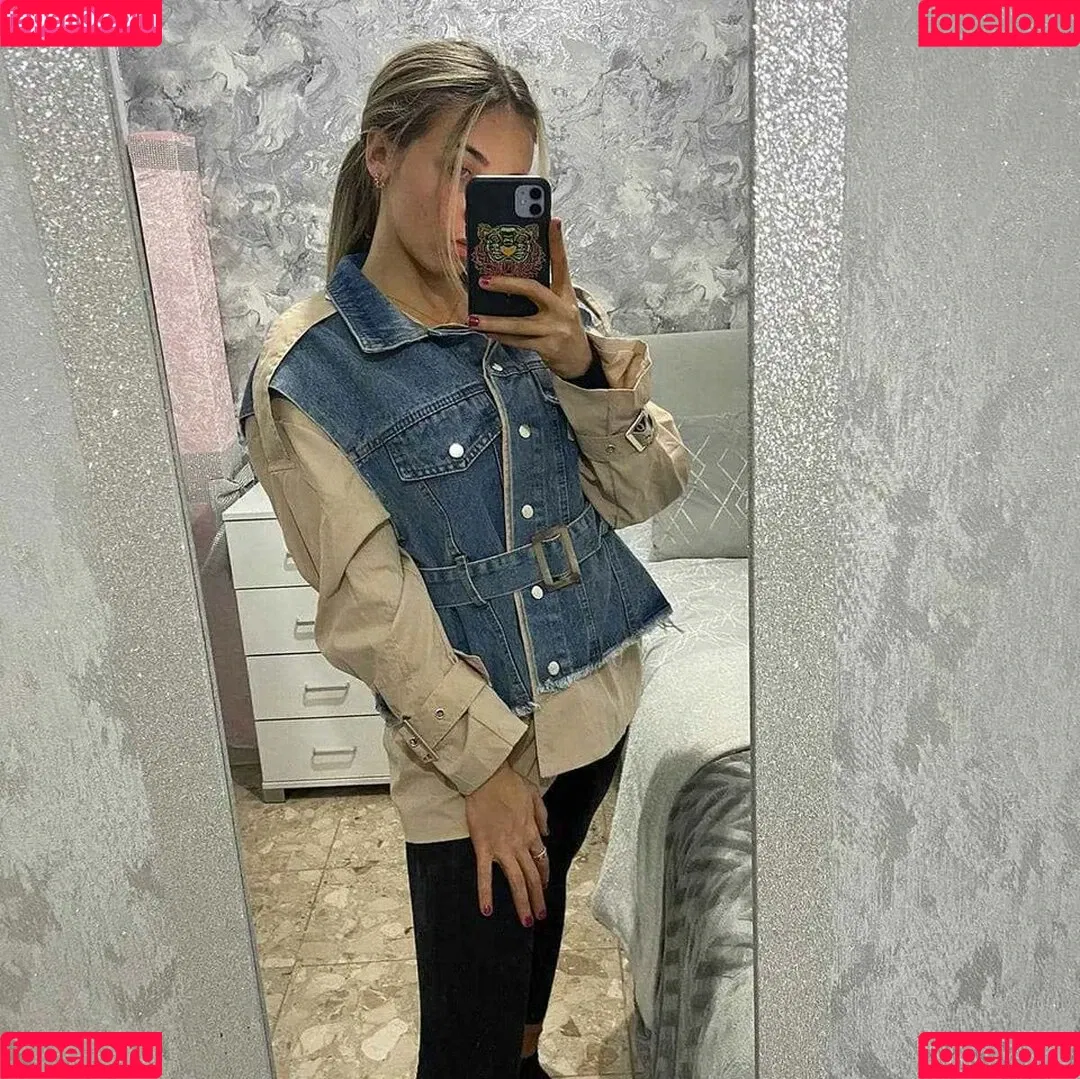 Carly Smith Onlyfans Photo Gallery 