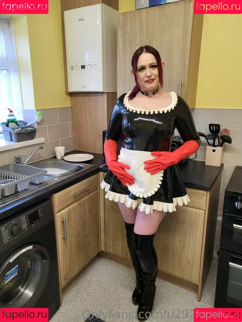 latexnikki12 Onlyfans Photo Gallery 