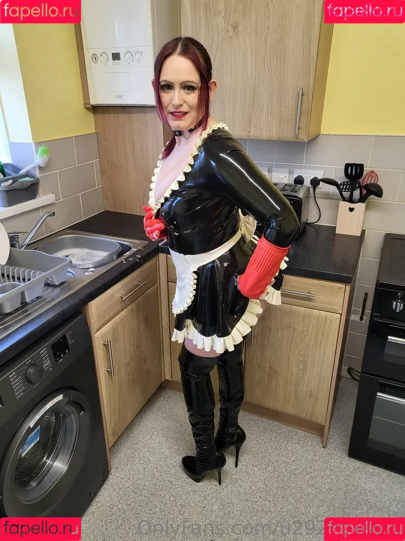latexnikki12 Onlyfans Photo Gallery 