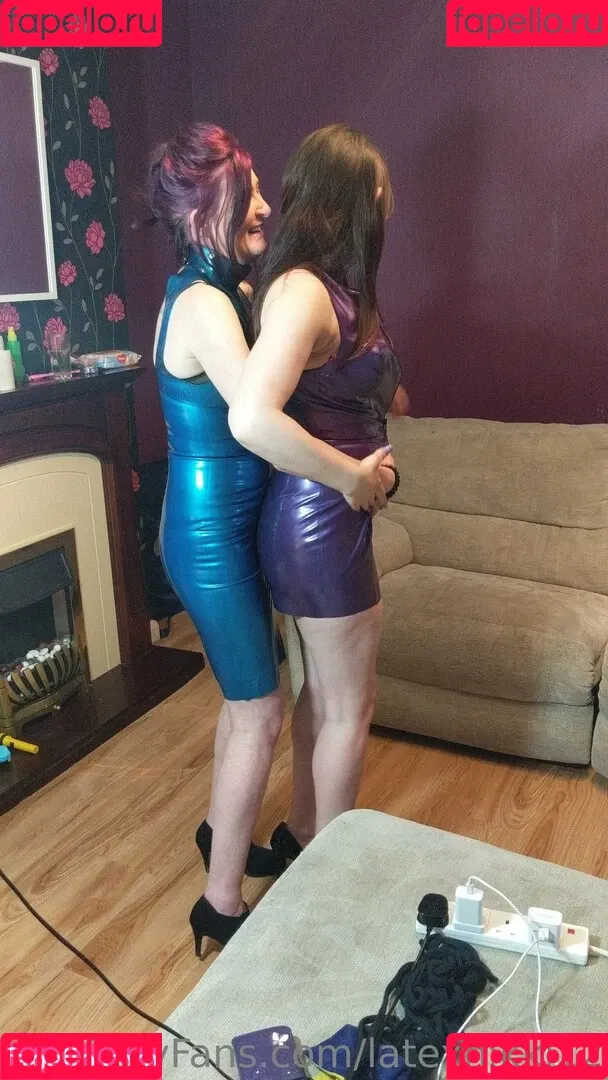 latexnikki12 Onlyfans Photo Gallery 