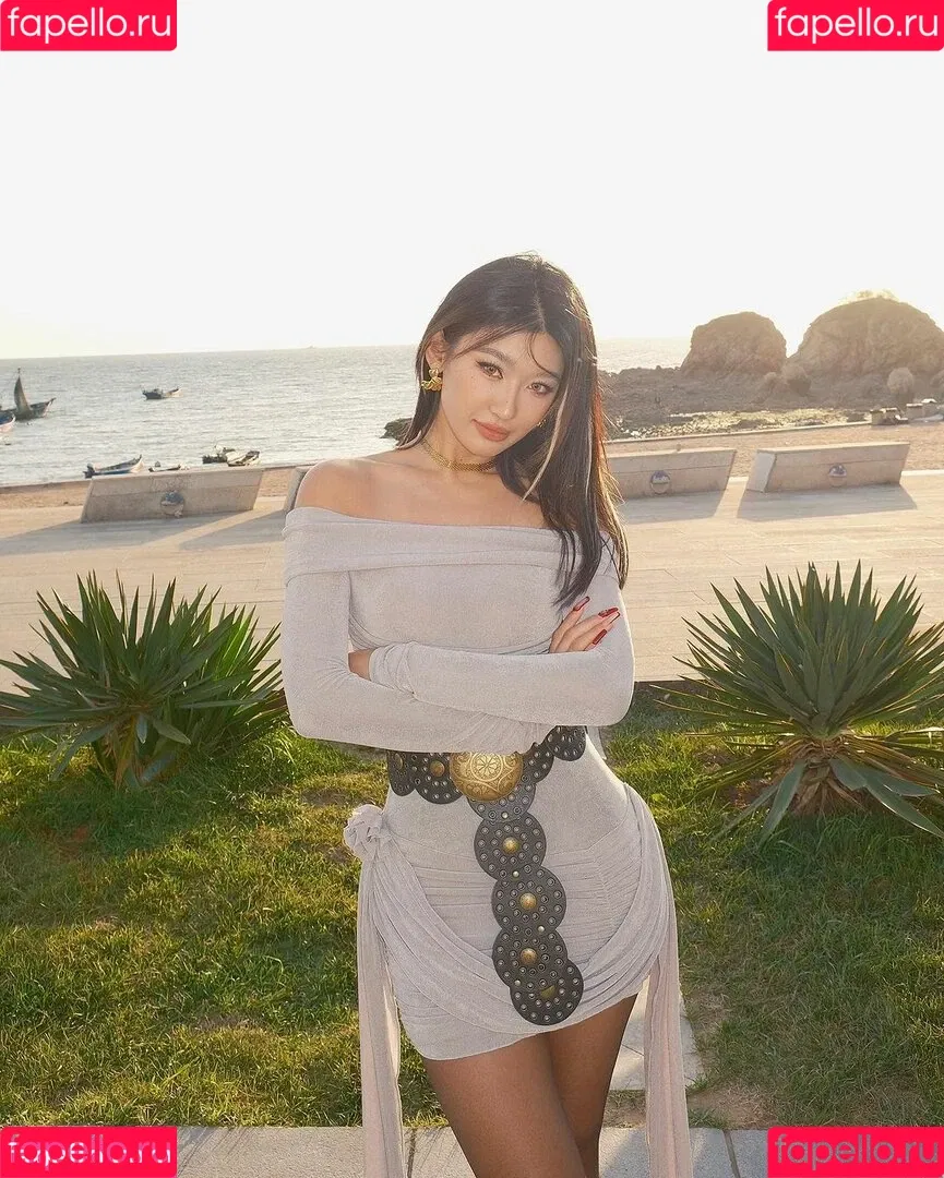 Cher Lee Onlyfans Photo Gallery 