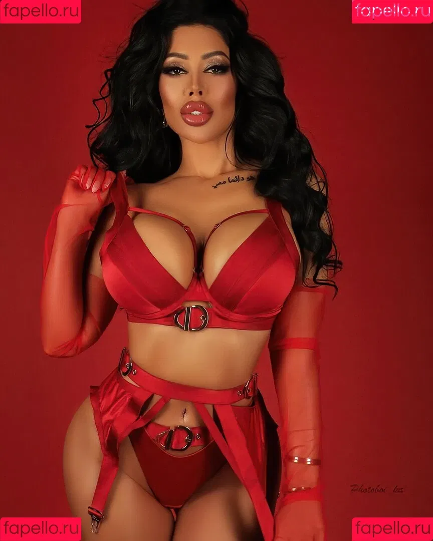 Lara Frost Onlyfans Photo Gallery 