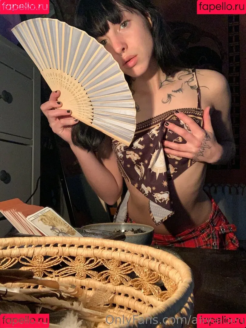 allyalden Onlyfans Photo Gallery 