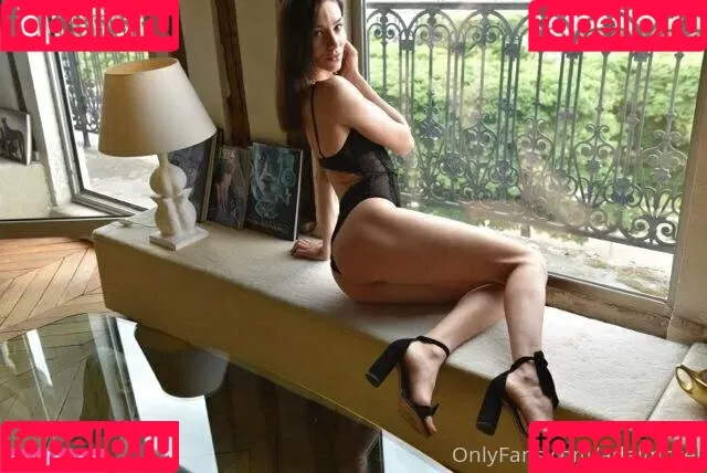 adelmorel Onlyfans Photo Gallery 