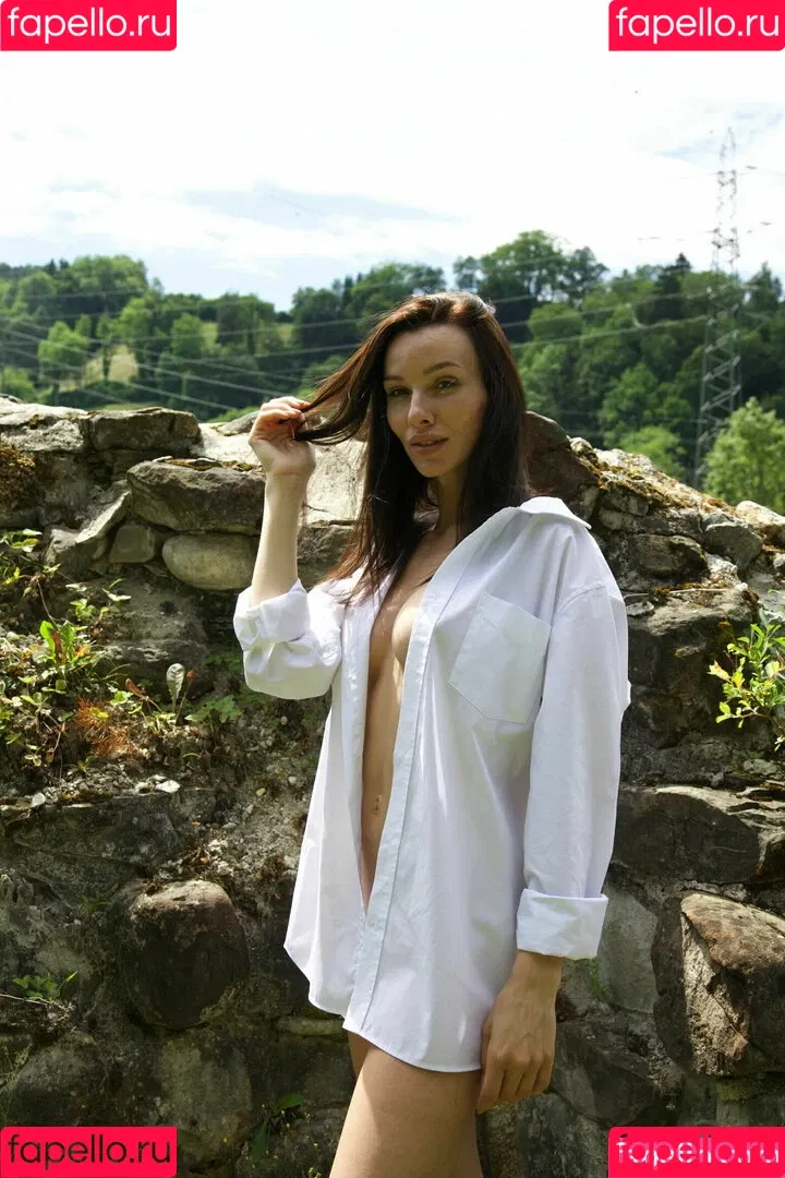 adelmorel Onlyfans Photo Gallery 