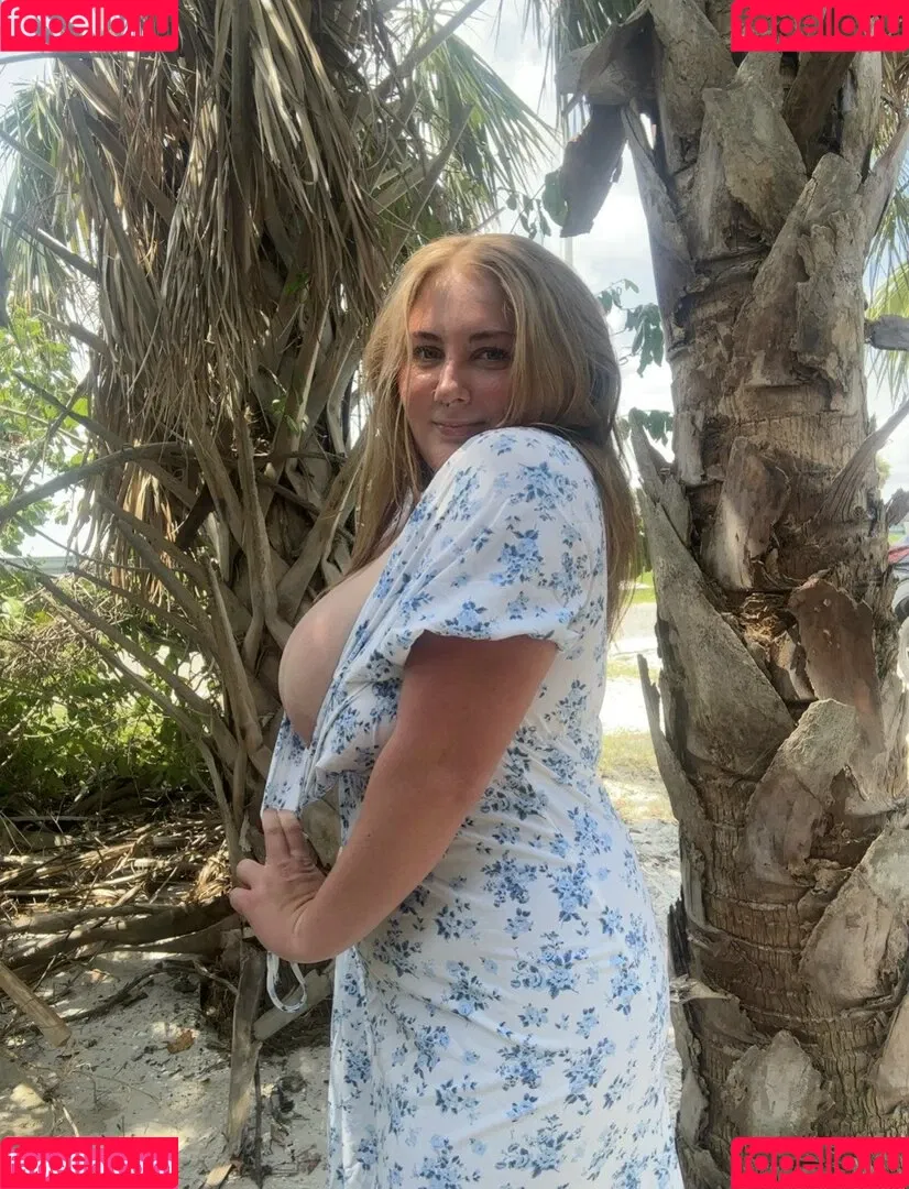Alyssaholmes6969 Onlyfans Photo Gallery 