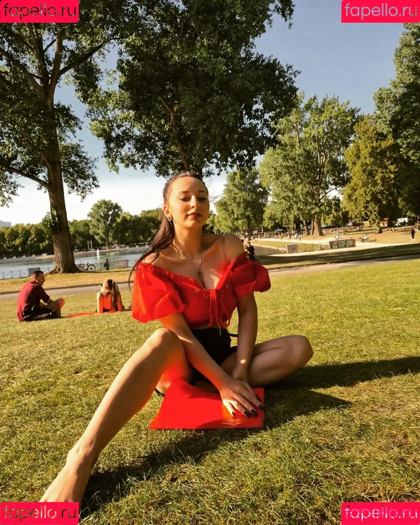 Nino Kikacheishvili Onlyfans Photo Gallery 