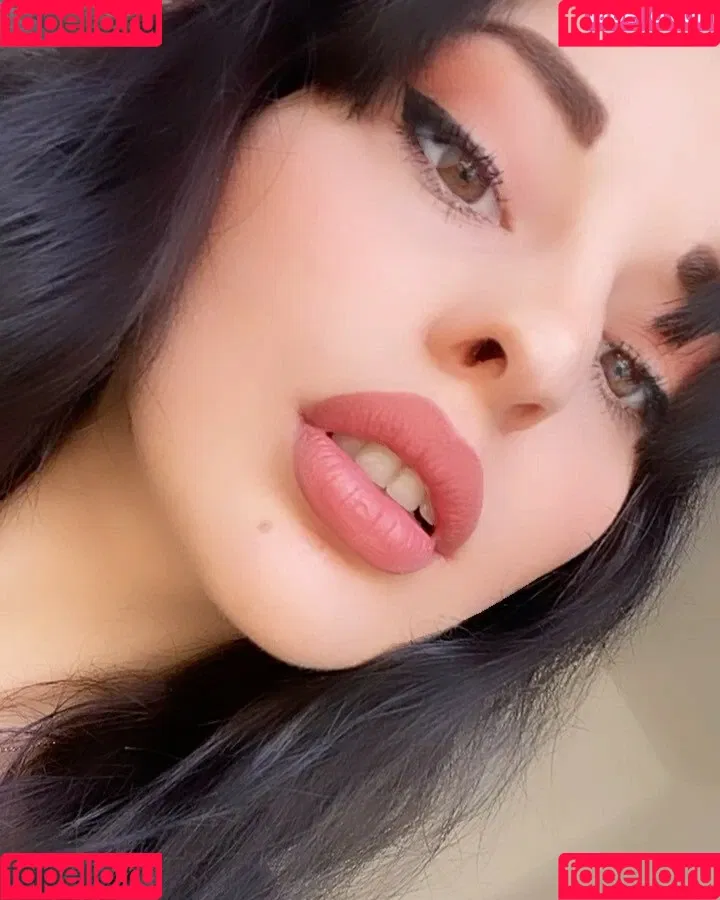 Nino Kikacheishvili Onlyfans Photo Gallery 