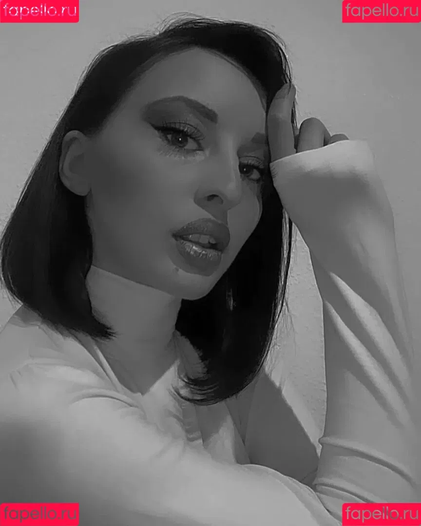 Nino Kikacheishvili Onlyfans Photo Gallery 