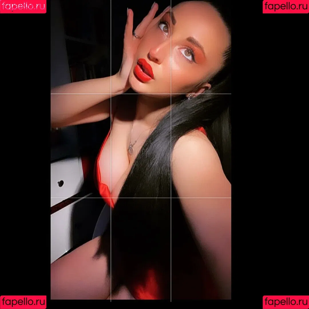 Nino Kikacheishvili Onlyfans Photo Gallery 