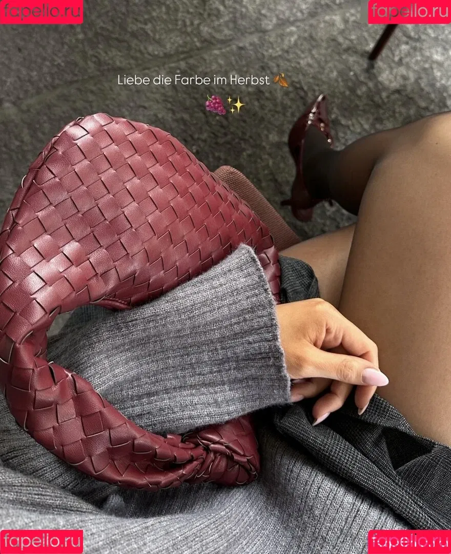 Sophia Schönherr Onlyfans Photo Gallery 