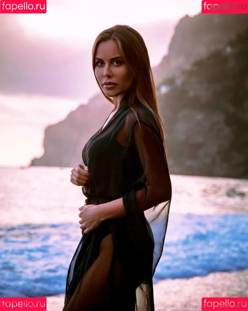Julia Mikhalkova Onlyfans Photo Gallery 