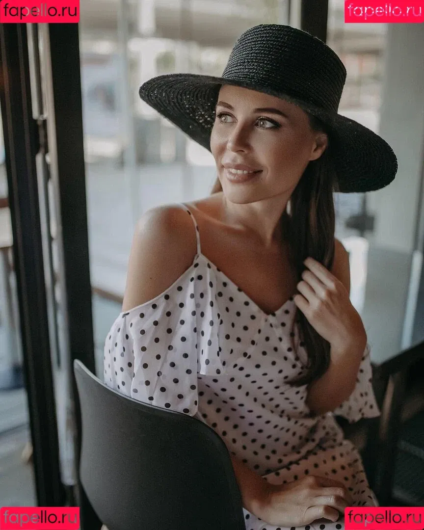 Julia Mikhalkova Onlyfans Photo Gallery 