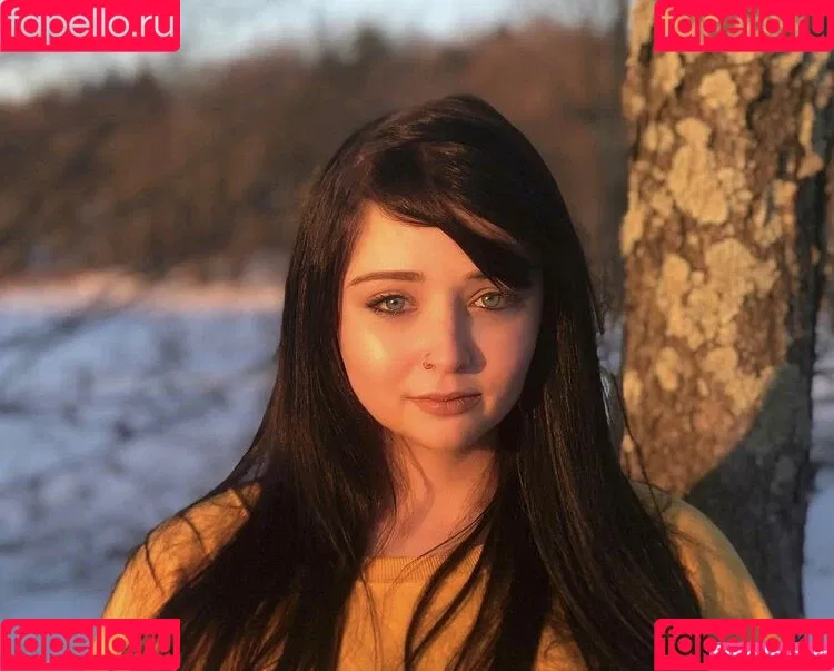Emaliehall Onlyfans Photo Gallery 