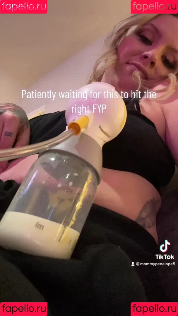 Mommy Penelope Onlyfans Photo Gallery 