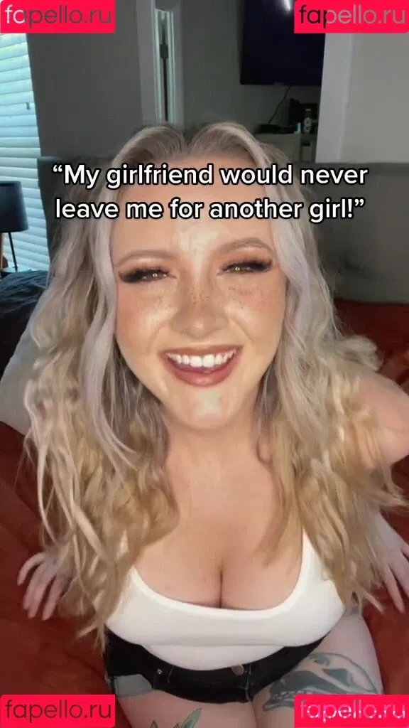 Mommy Penelope Onlyfans Photo Gallery 