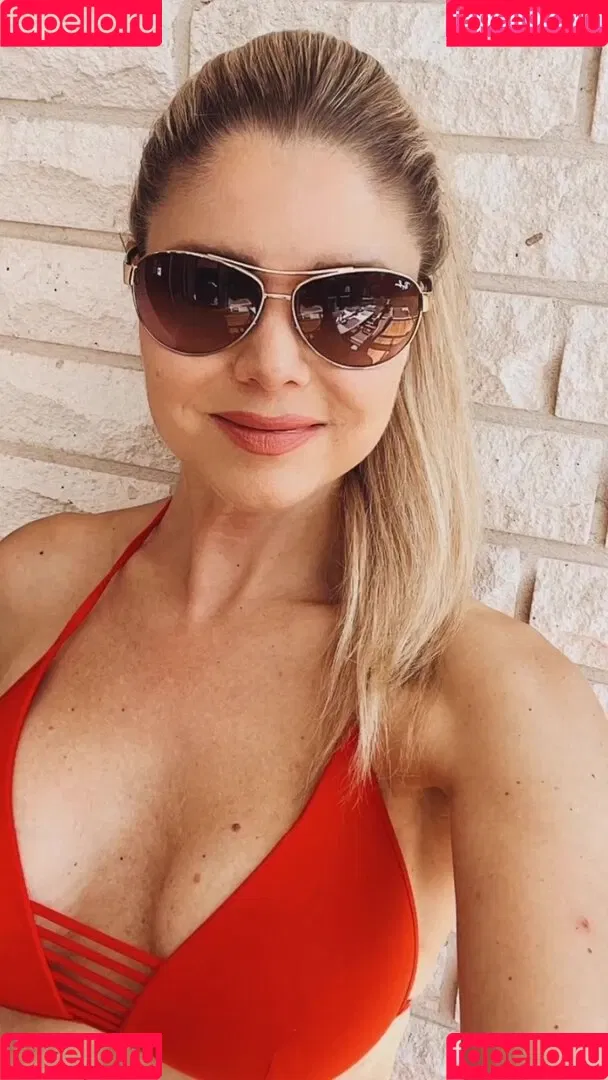 Yvonne Woelke Onlyfans Photo Gallery 