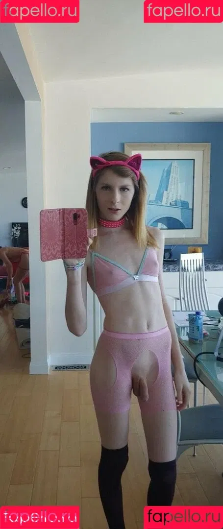 Ally Sparkles Onlyfans Photo Gallery 