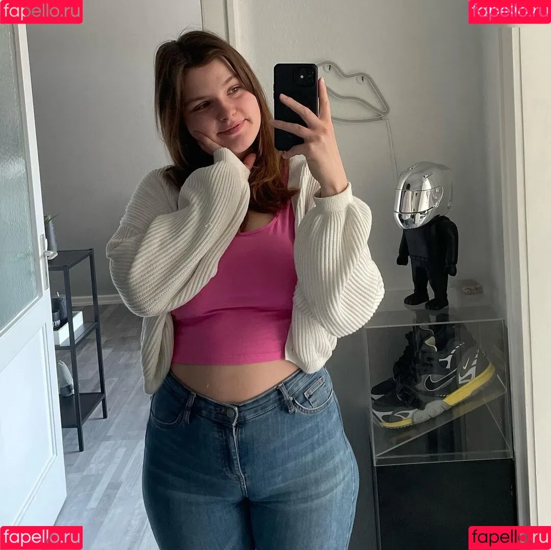 Sandy.Prehm Onlyfans Photo Gallery 