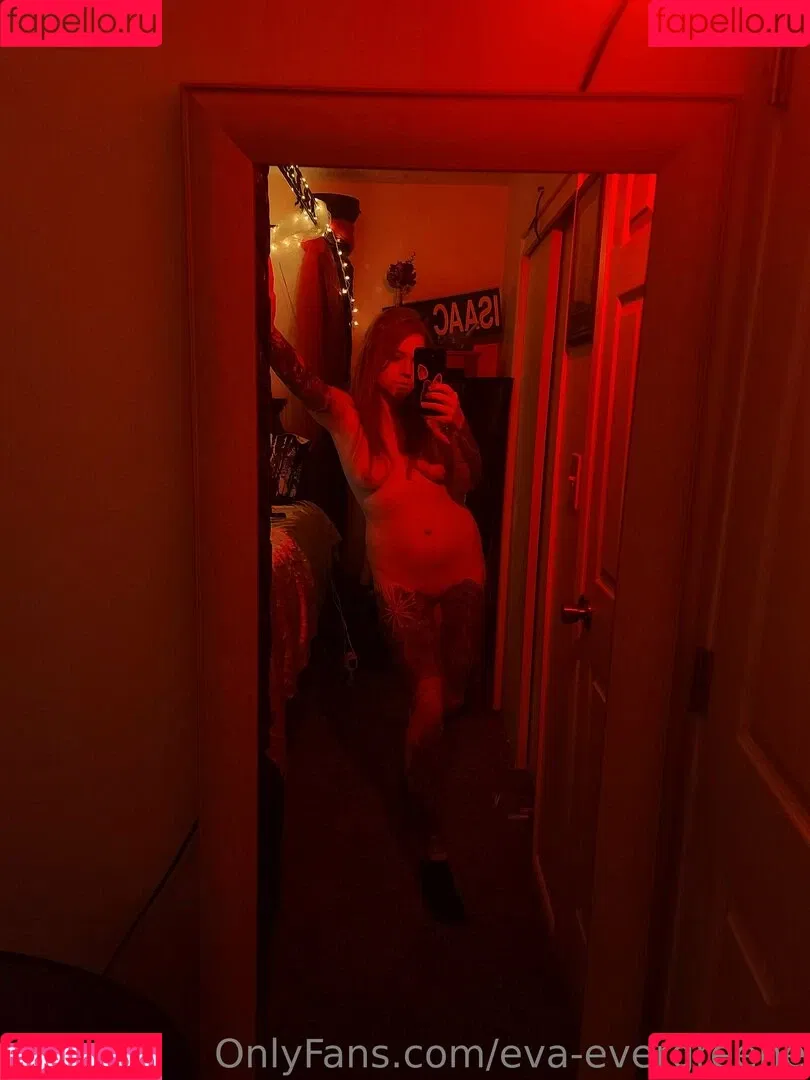 eva-evergreene Onlyfans Photo Gallery 