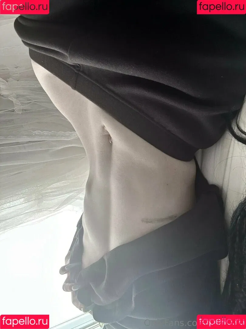 hirarilily Onlyfans Photo Gallery 
