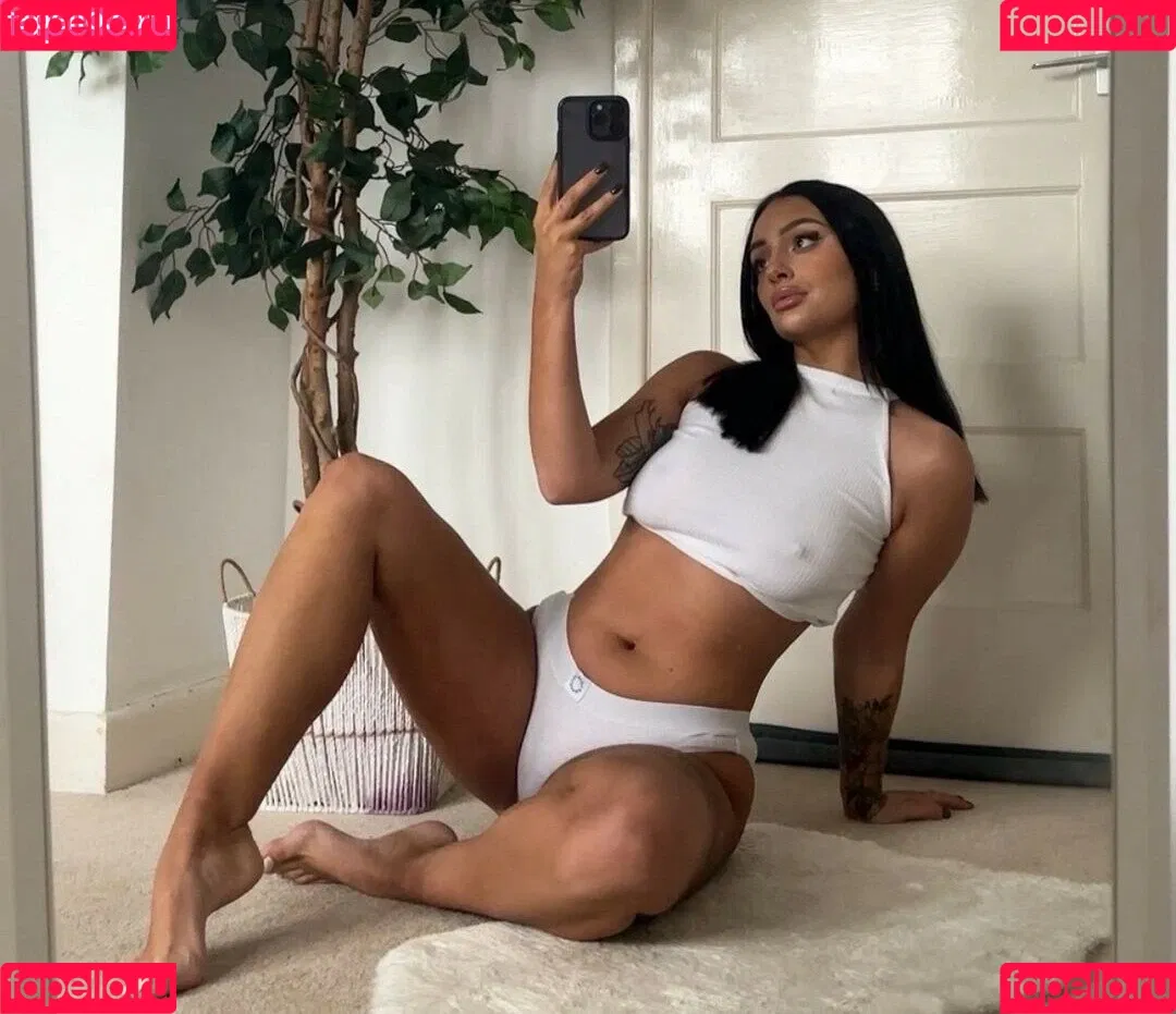 Riley Ray Onlyfans Photo Gallery 