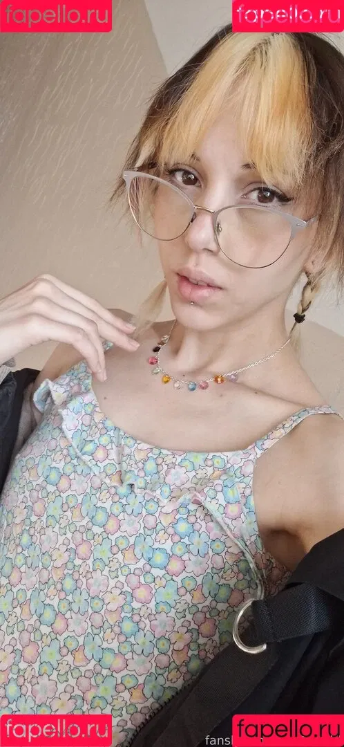 LolaBeeGirl Onlyfans Photo Gallery 
