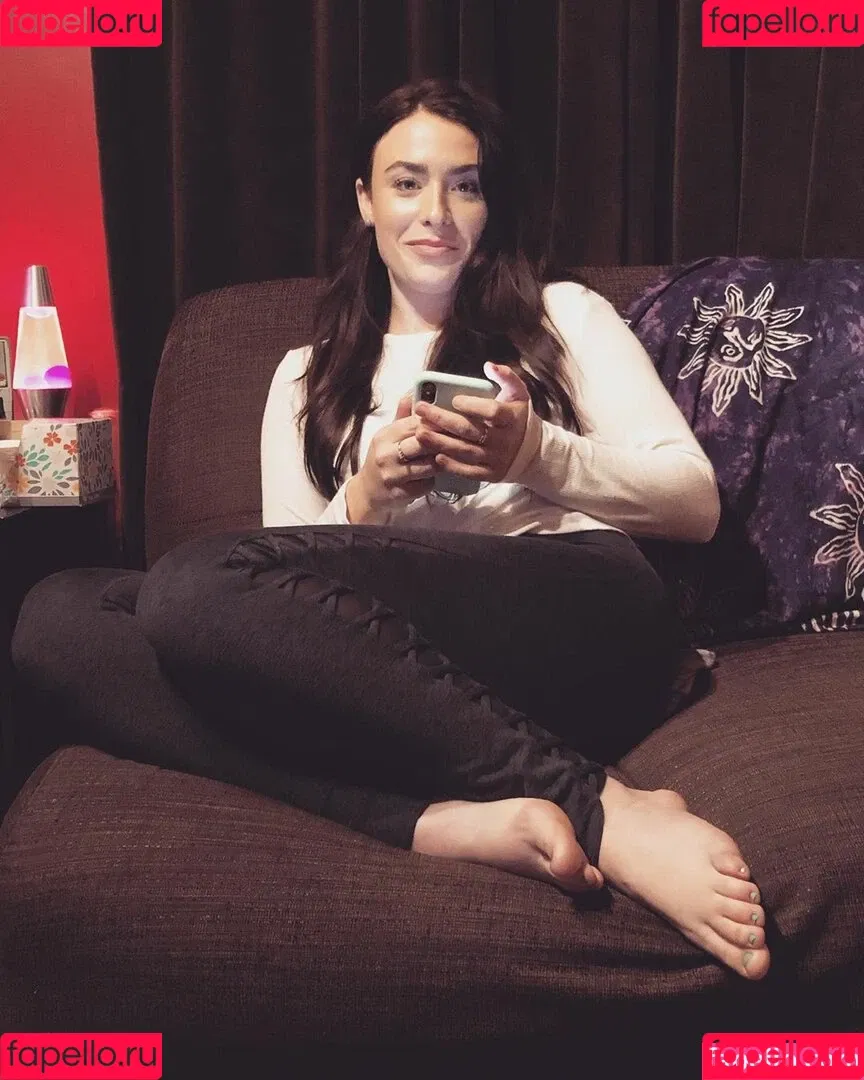 Laurel Wright Onlyfans Photo Gallery 