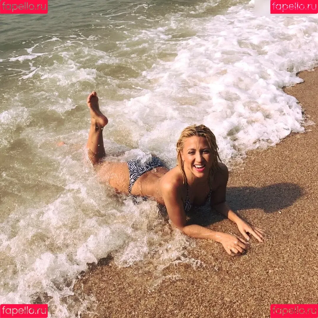 Kathrin Menzinger Onlyfans Photo Gallery 