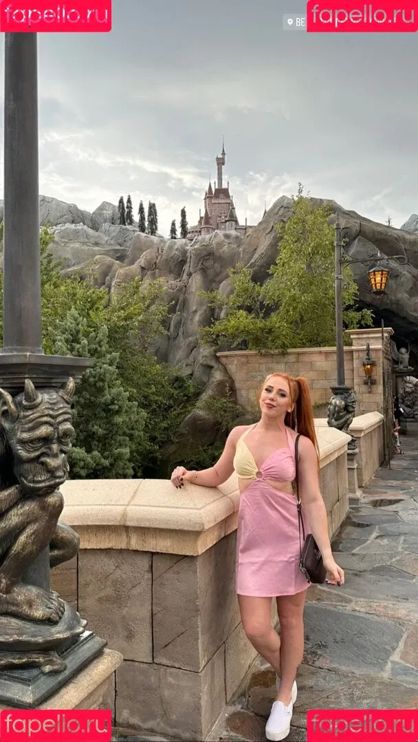 Isla Dawn Onlyfans Photo Gallery 
