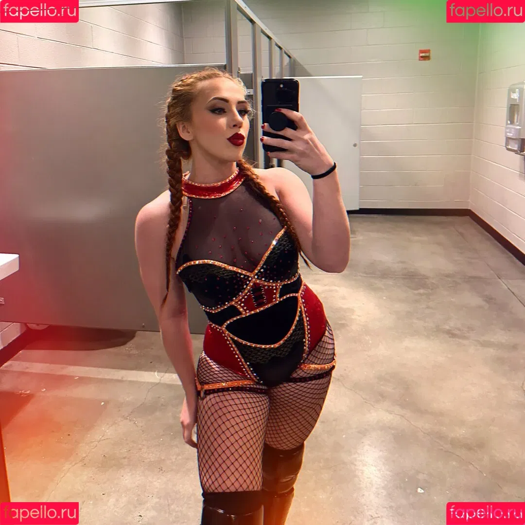 Isla Dawn Onlyfans Photo Gallery 