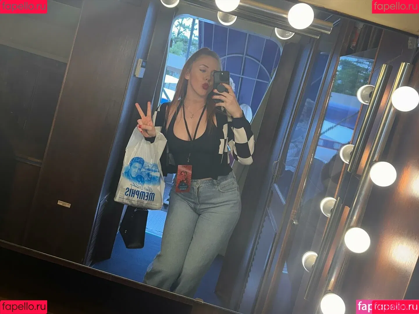 Isla Dawn Onlyfans Photo Gallery 
