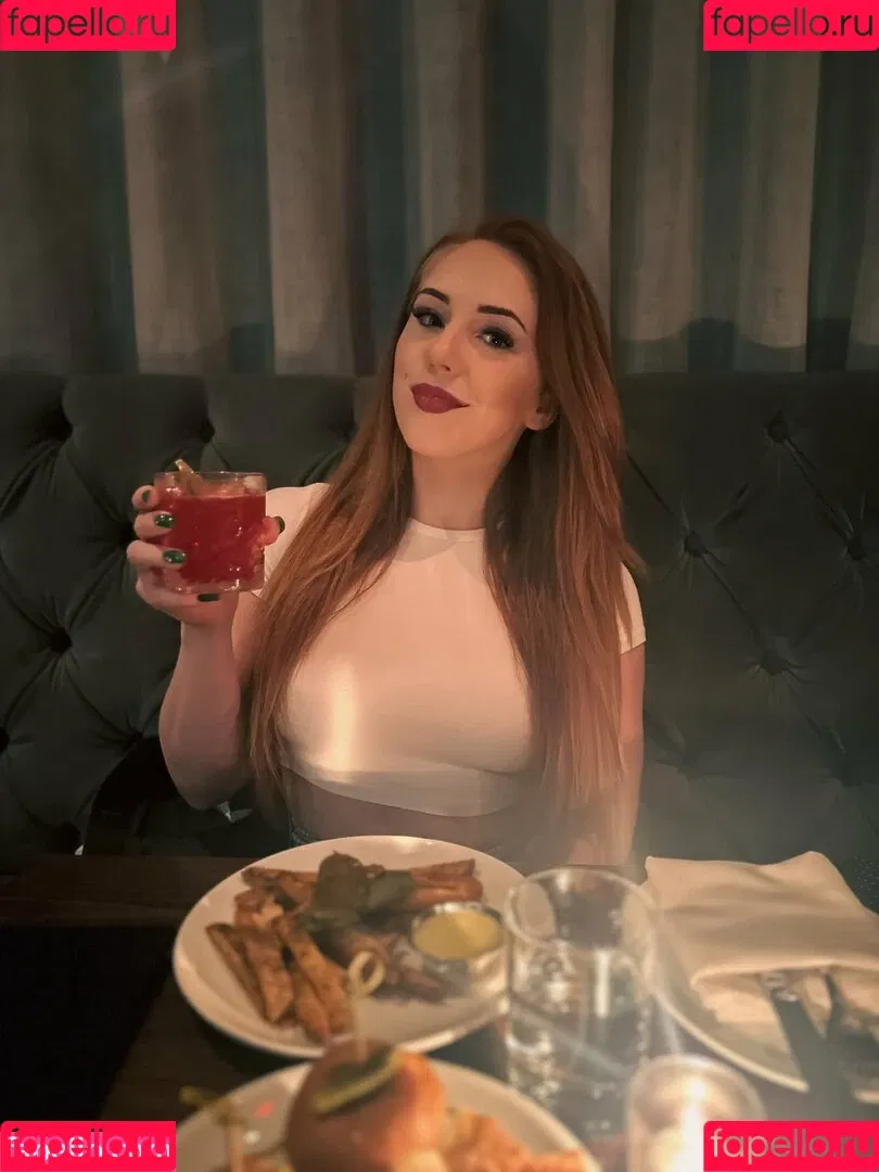 Isla Dawn Onlyfans Photo Gallery 