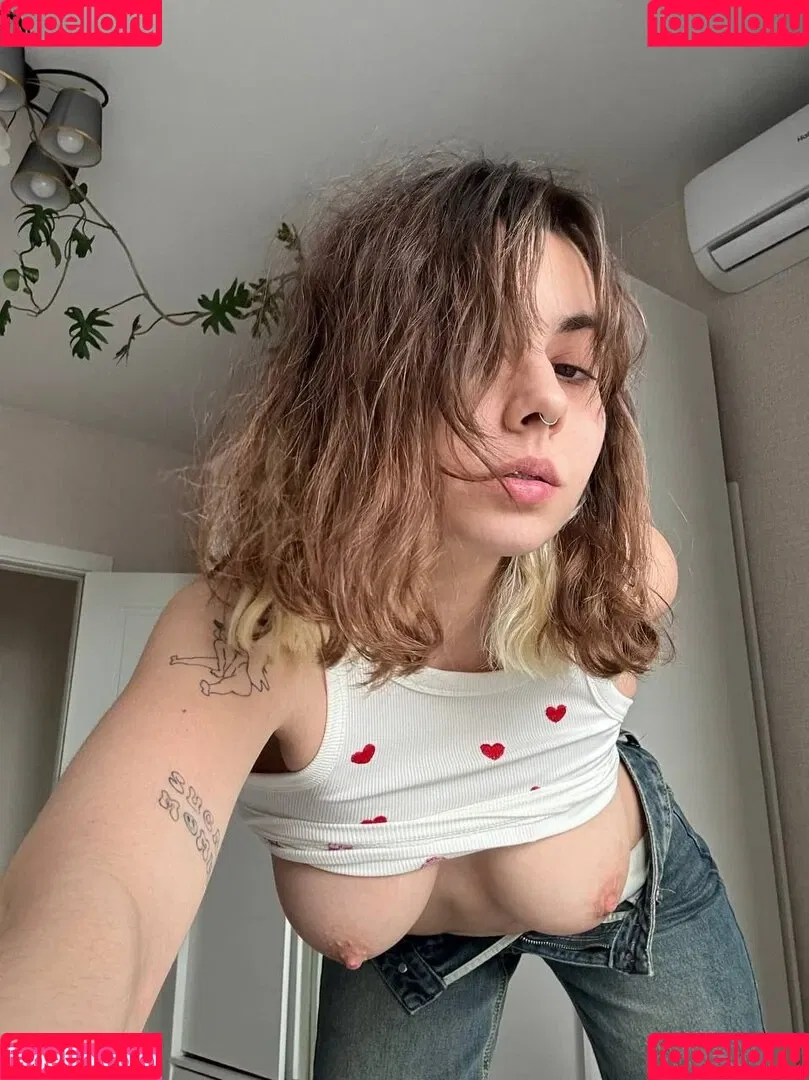 Murmuriel Onlyfans Photo Gallery 