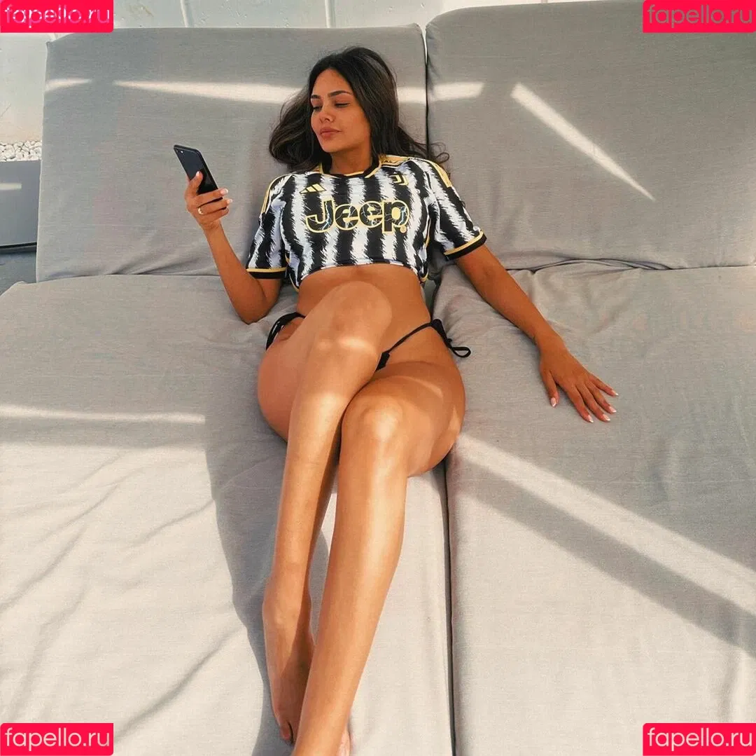 Esha Gupta Onlyfans Photo Gallery 