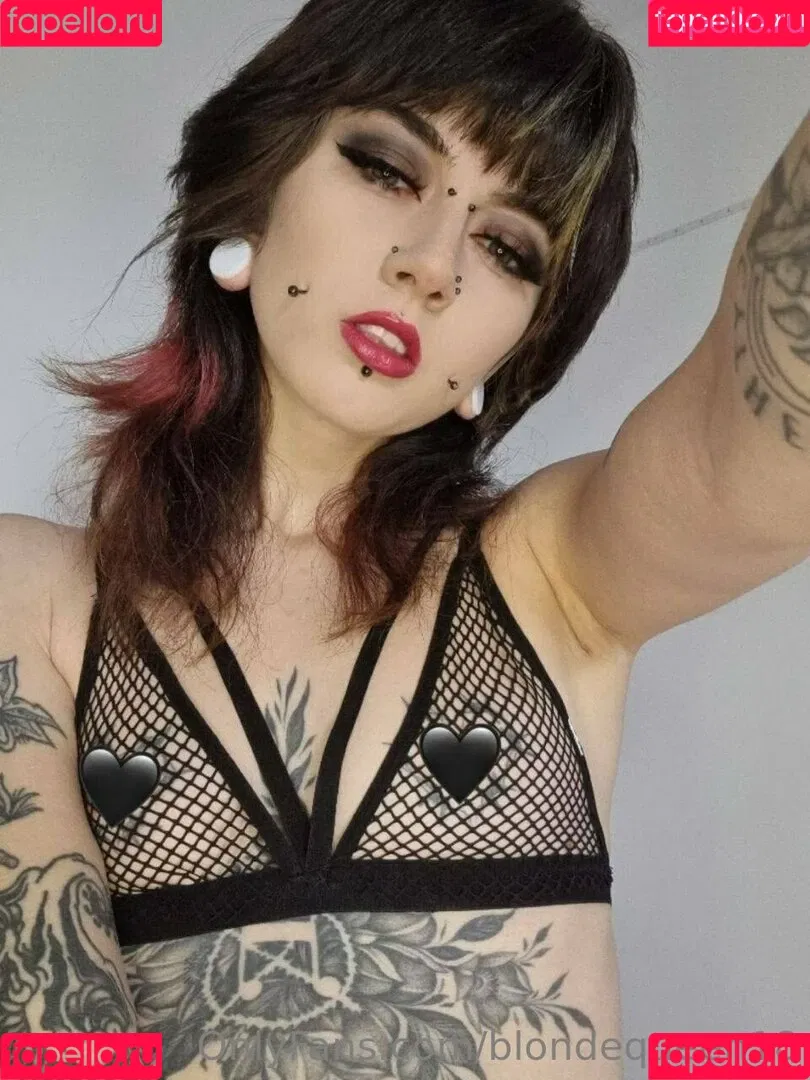 blondequeen18 Onlyfans Photo Gallery 