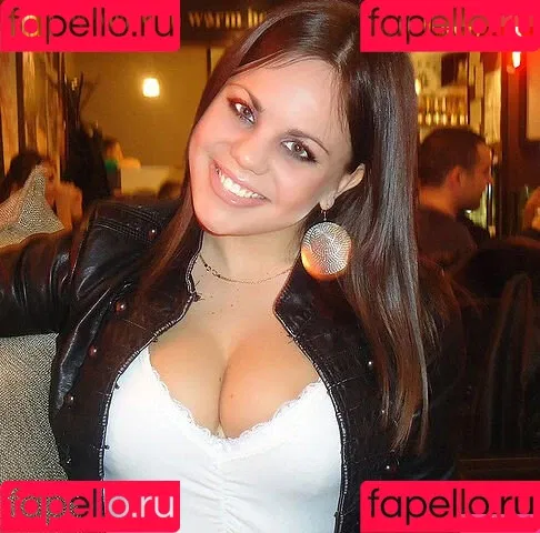 Alina Grozea Onlyfans Photo Gallery 