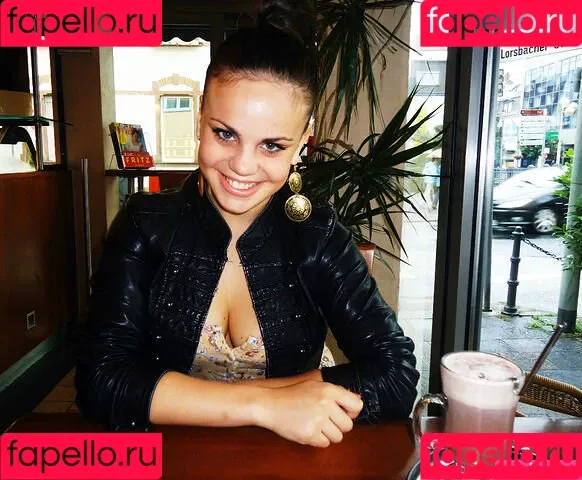 Alina Grozea Onlyfans Photo Gallery 
