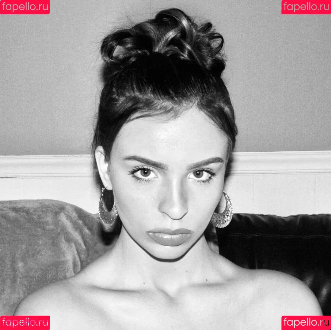 Avylynnet Onlyfans Photo Gallery 