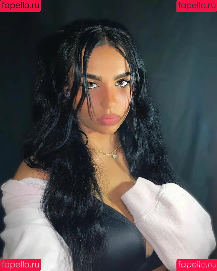 Avylynnet Onlyfans Photo Gallery 