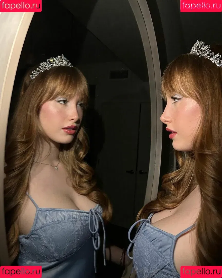 Allison Gold Onlyfans Photo Gallery 